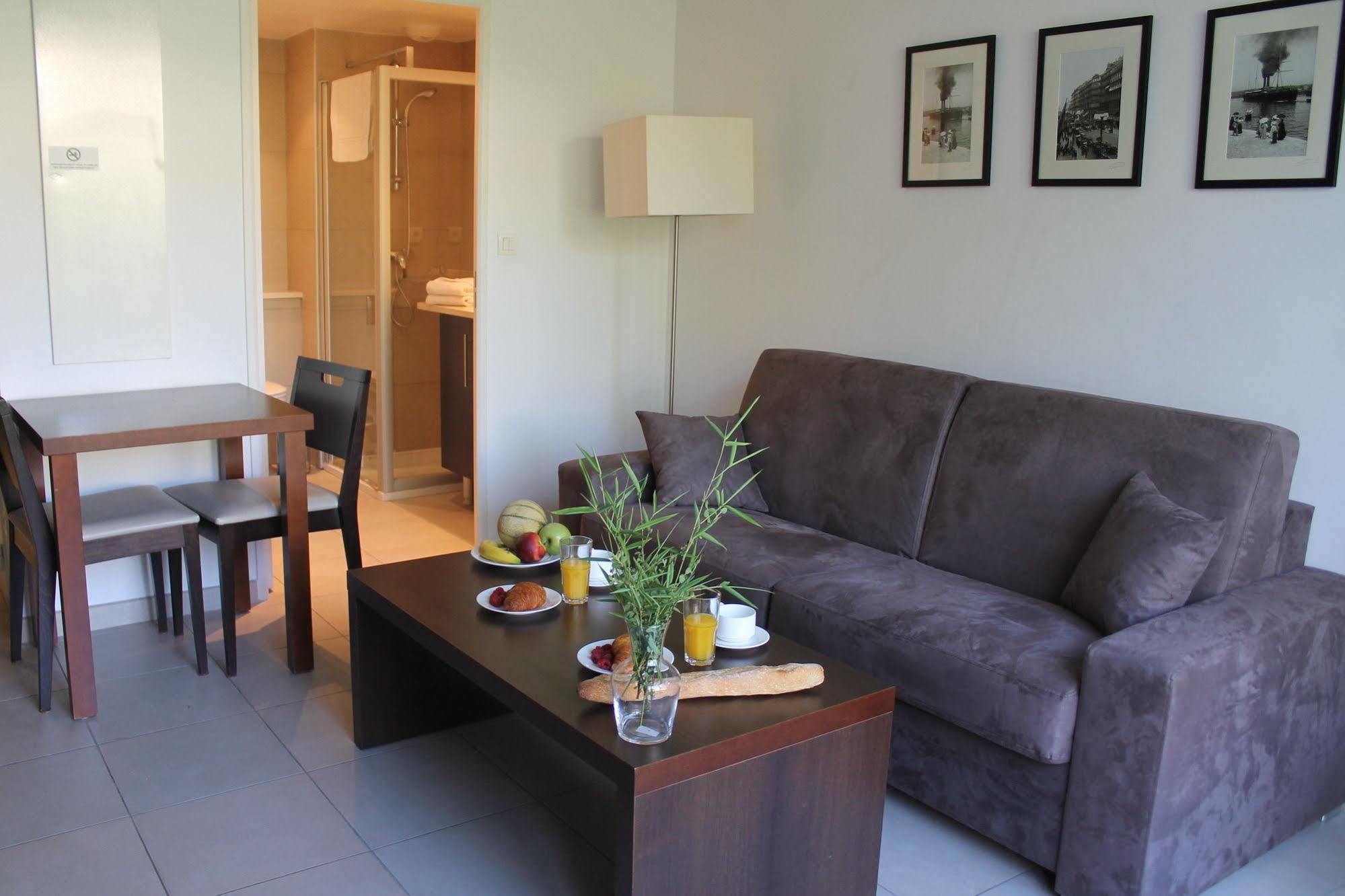 Services Calypso Calanques Otel Marsilya